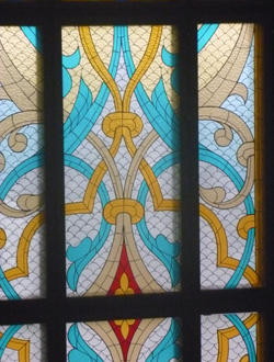 Мозаичный тюльпан в окнах Кул Шарифа