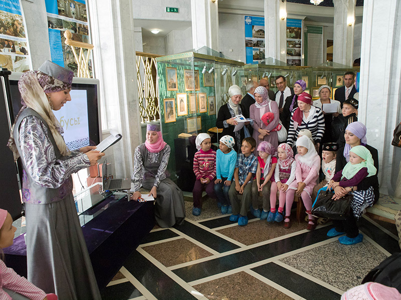 Идёт детская программа в Музее Ислама