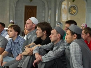 Кул Шариф принял молодежный мусульманский форум. Новости мечети